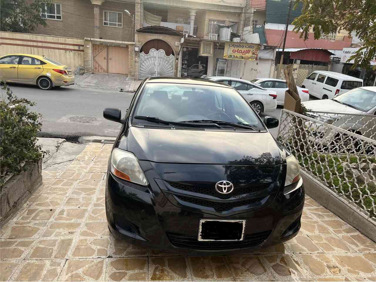 السلام عليكم تويوتا يارس موديل 2008 امريكي  رقم نينوى الون  اسود ما شية 94 الف ميل بدون صبغ ما عدا الدعامية الخلفية والامامية نصف دعامية فقط لا يوجد تقحيل محرك 15 شركة يوجد بعض الملاحظات البسيطة بالهيكل يوجد تعديل بارد بعض المكانات   لا يوجد ضرر  تبريد شغال تايرات نظيفة  رقم الماني سنوية تسقط 2028  الاتصال على الرقم  
***********
