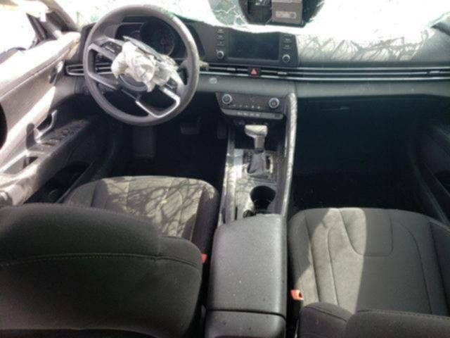 سلام عليكم للبيع النترا وارد أمريكي حادثه موضح بل صوره سياره منفيس فحص مؤقت رقمه سعره 15ورقه تترقم بغداد سياره كامله مكمله جاهزه عله اخر حبايه بل واقع بعد احله بجمع مطبك كامل ماشيه 95الف سعره 107وبيه مجال للشراي فقط بيع بدون مراوس رقم للتواصل *********** او خاص
