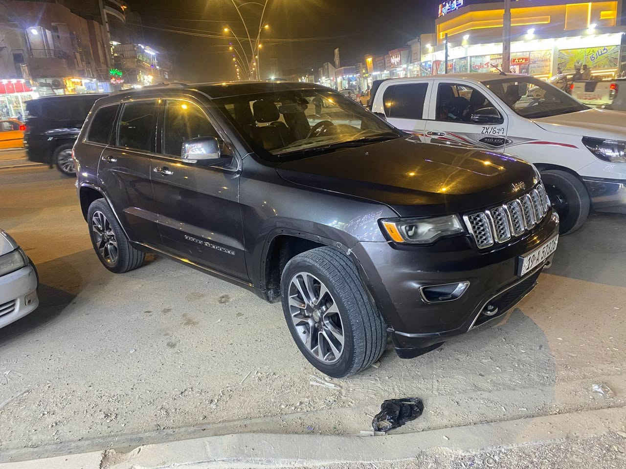 جيب گراند شيروكي اوفلاند 
مواصفاتة
 
فئة اوفرلاند اعلى فئة 
 موديل 2018
رقم كربلاء دولي باي محافظة تداور  
المحرك  مبدل طابوكة وبي ضمان لا تبخير ولا تنقيص
الكير مامفتوح بي ضمان 
المحرك: 3600 v6 
نظام تعليق جكات هواء
دبل هوك امامي وخلفي 
رادار 
نضام تشغيل واطفاء اتوماتيك للمحرك لتوفير صرف الوقود 
بصمه دخول ذكي 
لايتات  عالي  وناصي وكشاف 
بصمة تشغيل
نظام فور ويل درايف 4*4
كشنات السيارة جلد
تحكم فول كهرباء لكرسي السائق والراكب
تبريد قطعتين امامي وخلفي
اشاير بلمرايا الجانبية + شفط 
جنطة كهرباء 
سستم صوت
وبعد بيهة هواي مواصفات 
السعر 210
للاستفسار الاتصال على *********** البصرة, العراق
