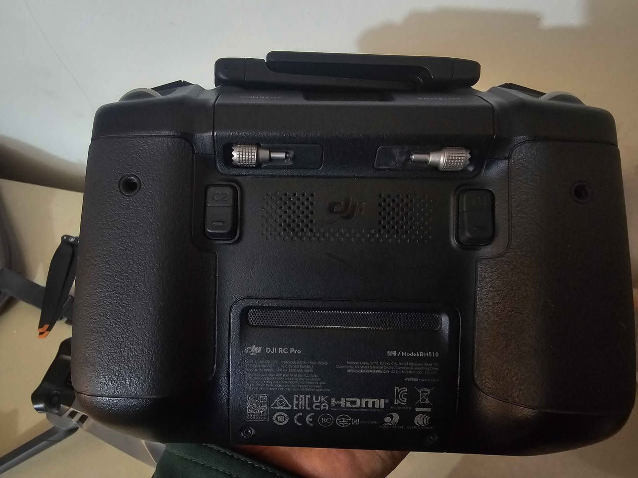 السلام عليكم حبايب dji mavic 3 pro  مافيك 3 برو وياهه كونترول بث مباشر الطيارة نضافة 99 
سعرهه 23 ورقة ويه الكونترول البث علما سعر الكونترول وحده ب مليون و200 اني ابيع كلهه هيه والكونترول ب 23 ورقة 
مكاني كربلاء توصيل معندي كربلاء, العراق


**إذا كنت صاحب هذا الإعلان وتريد حذفه لأي سبب، رجاءا أرسل رسالة إلى الدعم الفني**