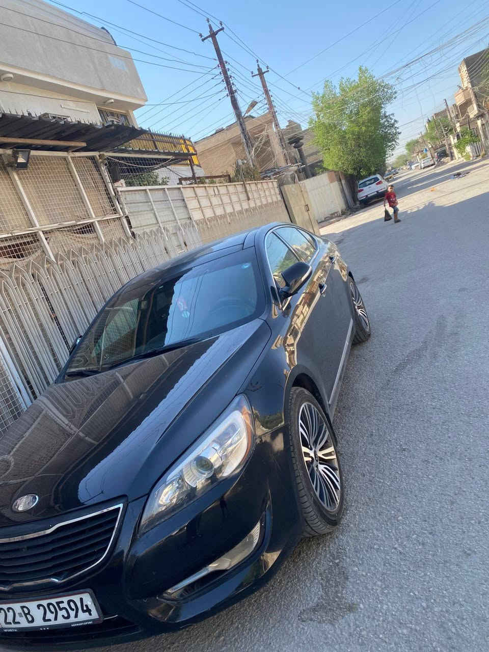 كاتنزا  V6 2012 
ماشي ٢١٦ 
فول مواصفات 
بنوراما 
بصمة بيبان + صندوك
مري شفت + نظام ترحيب لدخول سايق 
تدفئة كشنات 
كشن خلفي منفصل موس + تحكم صوتي 
كشن كهرباء سايق و الراكب 
كشن خزن 
ستيرن كهرباء 
تحكم ستيرن 4 جهات 
حساس مطر 
لد داخلي 
3 بردات الخلفيه كهرباء على بگ تصعد وتنزل 
منظومه زنن 
لايت لد وبكلايت لد 
حساسات 
جلد 
سستم صوت 
مصبوغه حزام 
للاستفسار *********** السعر 110
