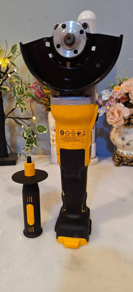 كوسره ديوولت خلولي عليها سعر جديده غير مستخدمه بدون بطاريه خلولي سعر فحم


**إذا كنت صاحب هذا الإعلان وتريد حذفه لأي سبب، رجاءا أرسل رسالة إلى الدعم الفني**