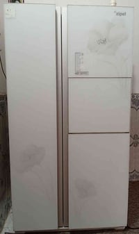 ثلاجه بابين • نضيفه جدا • ناصريه مركز