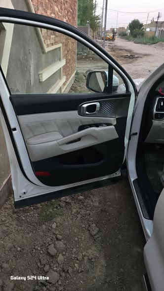 سلام عليكم
للبيع سورنتو 21خليجي رقم بغداد انجليزي تحويل ثاني يوم بأسمي 6سلندر7راكب تخم تاير جديد تبريد 3قطع حساسات امامي وخلفي  بصمه تشغيل عن بعد يدات بصمه اربع انظمة قيادةاشاير مري كشنين كهرباء شاشه مانع انزلاق دشبول الوان تحكم ستيرن صندوك كهرباء شحن واير لس السعر 270 
***********  
السيارة بيها بارد قليل 
مكان السياره ذي قار الشطرة
