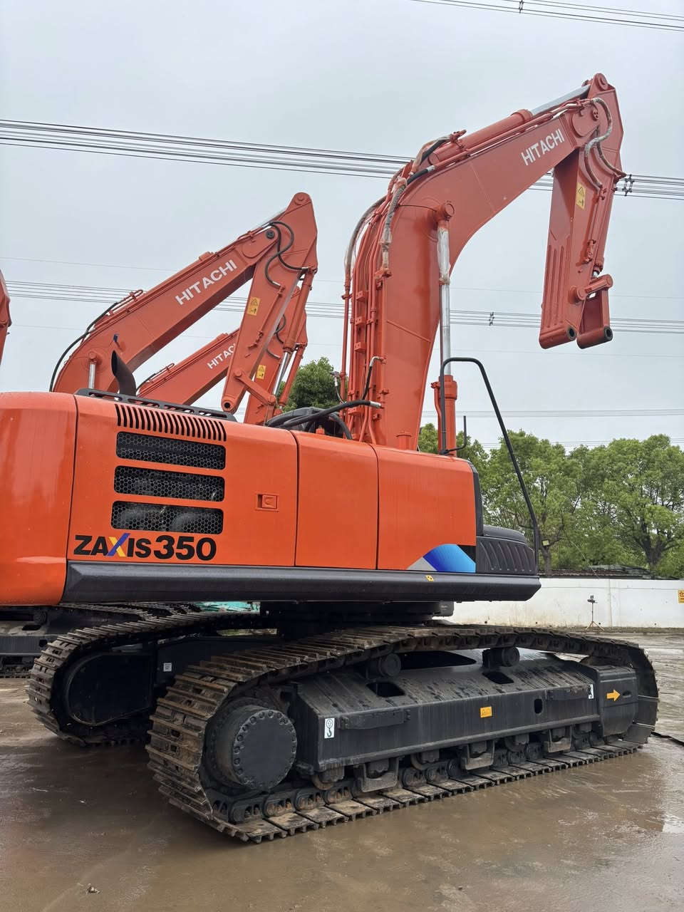 The Hitachi 350H-5G has been renovated


**إذا كنت صاحب هذا الإعلان وتريد حذفه لأي سبب، رجاءا أرسل رسالة إلى الدعم الفني**