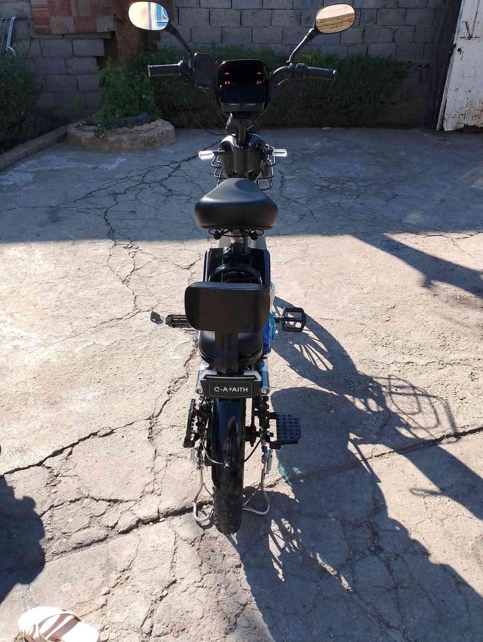 سلام عليكم دراجه كهربائيّة شحن
للبيع السعر 500 وبيهه مجال 
خاص مفتوح 
حله ناحية النيل 
***********
