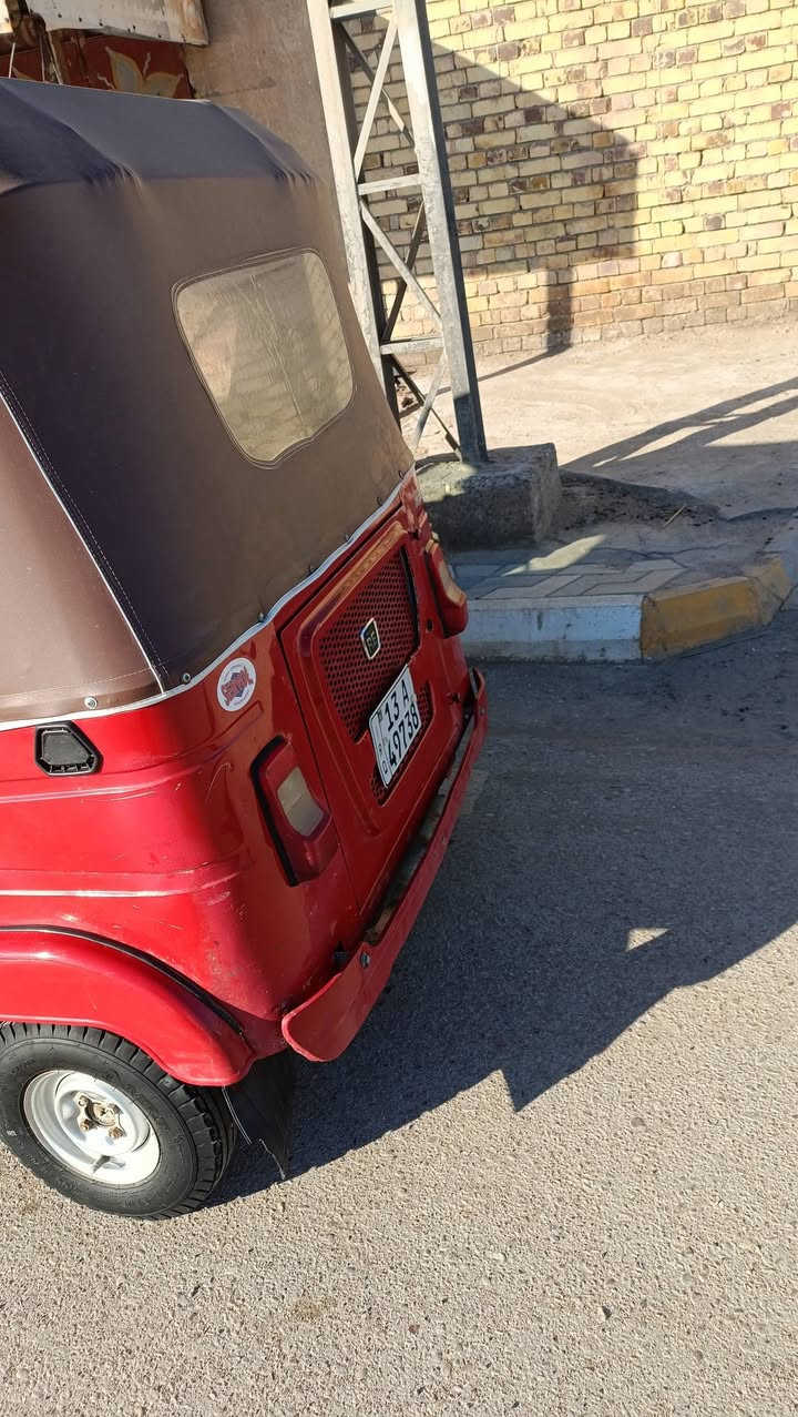 تكتك للبيع موديل 21 شهر11 رقم وسنويه نكليزي تكتك كامله كبل لشارع ربع مذب عليها تخم تاير جديد بيها ضربه بصفحه تكتك تراي مال زيرو محرك اخرس عبالك زيرو  تكتك خير من الله السعر 7900 وبيها مجال المكان ميسان قلعه صالح رقم الهاتف ***********
