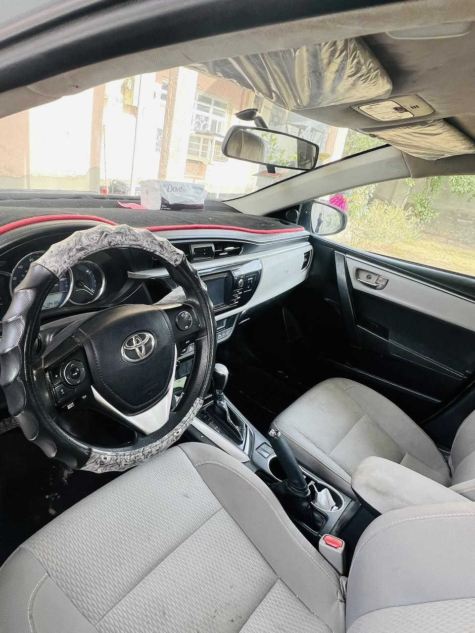 السلام عليكم كورلا 2016 محدث 2017  جاهزة من كلشي تخم تاير صدر حدادية كله كامل كير محرك كفالة بيها قطعتين بنيد وجامرلغ بدون دواخل بدون شاصي السعر 118 وبيها مجال للشراي 

هاتف ***********
