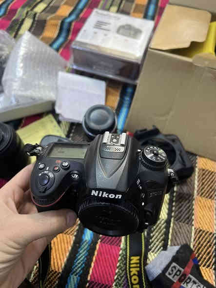 السلام عليكم كامرة نيكون ٧٢٠٠ نضيف استخدام بيت
ملحقات :-
عدسة o٠mm عدسة ١٨-١٠٥
عدة تنضيف وكفر جلاتين
جنطة حجم متوسط
مايك خارجي
فلتر حماية عدسة UV
كريبات عدد ٢ واحد يشتغل بطاريات ساعة
بطاريات ٢
رامات ٢
فيش نقل بيانات والثانيه ربط ع التلفزيون
شاحنة
الكامرة كارتوناتها والقرص والكتلوك كله موجودة جديدة مشتريها على ايدي نضيفة وغراضها كلها البلادية سبب البيع ما متفرغ الها
سعرها ٧٥٠
اتصل او وتساب ***********
