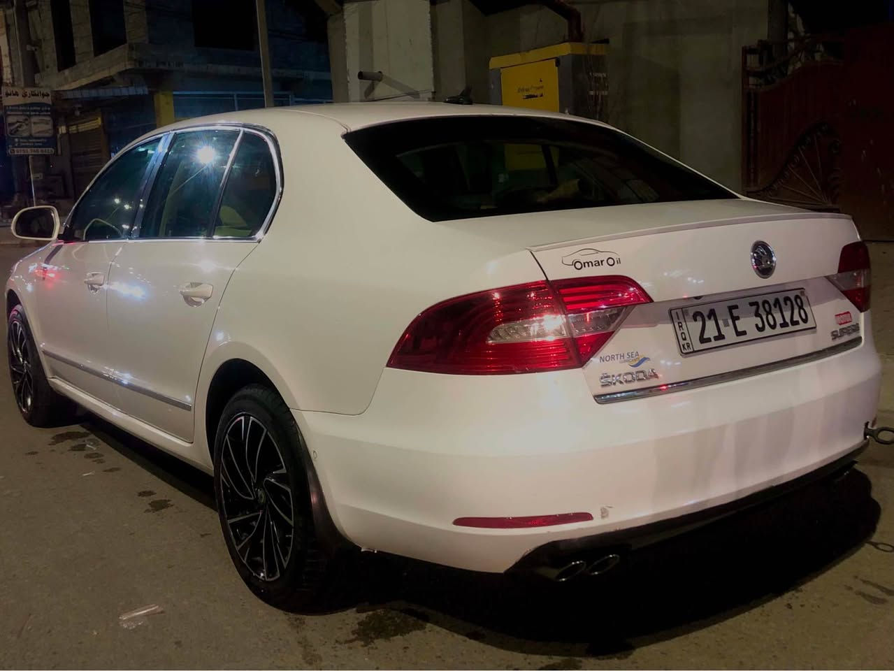 ‎‏🇩🇪‏🖤🇩🇪 Skoda superb  2015

*********** 📞

‎کوشن هیتەر

‎کوشن کارەبای

‎ کوشن خە‌زن

‎ کوشن جلد و ناو زە‌رد‌ 

‎ ئاوێنە کارەبای 

‎ئاوێنە ئیشارەت و ژێر لایت

‎ئاوێنە هیتەر

‎ئاوێنە کۆنترۆڵ
‎ (واتە‌ لە‌ كاتی بە‌گ ئە‌خە‌وێت + بە‌ كۆنترۆلیش قە‌پات دە‌بێت ئاوێنە‌ی ھە‌ردوو لا)

‎ئاوێنە دژە تیشک

‎جام پەردە (٣ پە‌ردە)‌ 

‎جام کۆنترۆڵ (دادە‌خرێت و دە‌كرێتە‌وە‌ )

‎ھە‌روە‌ھا سیستە‌می داخستنی جام و سلاید لە‌ كاتی باران بارین ئە‌گە‌ر بیرت چوو بێت 

‎فلچە‌ ئۆتۆ

‎سیدی بۆكس 6 سیدی  ئوكس و بلوتوس میمۆری ھە‌روە‌ھا 10مکەبەرە واتە هەر دەرگایەکی پێشەوە سێ مکەبەرەو هەردەرگایەکی دواوەدوو مکەبەرەی پێوەیە

‎سڵایت کۆنترۆڵ (واتە‌ بە‌ كۆنترۆل داخرێ) 

‎سەقف سڵایت 

‎سەقف تاقەشەمسی 

‎لە‌ كاتی راگرتن لە‌بە‌ر خۆر ھە‌وای سارد دێنێتە‌ ژوورە‌ وە‌ 
‎بۆ ئە‌وە‌ی ناوی زۆر گە‌رم نە‌بێت 

‎ئۆتۆ پارک  (خۆی پارکین دەکات)

‎حاسە پێش و دوا 

‎بلاجیکۆر ( ئە‌توانی وای لێ بكە‌ی لە‌گە‌ل پێچ كردنە‌وە‌ش بۆ ئە‌و لای ئە‌تە‌وێت داگرسێت )

‎سێ شێوازی سندوق 

‎سندوق ئاسای

‎سندوق جانتای

‎سێیە‌م شێواز دە‌بێتە‌ كلكی دوپشك 

‎ھە‌روە‌ھا سندوق سحب

‎سستەمی دژە کحول واتە کەسێک مشروب لەڕێژەی یاسای خواردبێتەوە سەیارەکە ئیش ناكات یاخود ناتوانی خێرا شۆفێری بكە‌یت 

‎‏ESC سیستەم دژە وەرگەڕان واتە لە پێچ و لۆفە خۆی ڕاست دەکاتەوە 

‎سستەمی ساحیبە واتە هەربۆنێک هەر دووکەڵێک لەناوەوە بێت ئۆتۆماتیکی سەحبی دەکاتەدەرەوە

‎سستەمی دژە خلیسکان 

‎سستەمی کەمی هەوای تایەکان

‎سستەمی تەواو بونی بەنس

‎لایت کلینەر 

‎لایت زینۆن

‎لایت کارەبای

‎لایت ئۆتۆماتیک 

‎واتە لەهەوراز لایتەکان بۆخوارەوە دەچەمێتەوە بۆ بەرو خواریش لایتەکان بۆسەرەوەبەرزدەبێتەوە

‎هەروەها لەشەوی تاریک و کەشو هەوای تەم خۆی دادەگرسێ 

‎تە‌بریدی سایە‌ق و سە‌كن جیایە‌ دە‌توانی لای سایق سارد بێت لای سە‌كن گە‌رم 

‎تەبرید مەرکەزی 

‎١٠ ئێرباگ  

‎ئێرباگ قوفڵ واتە دەتوانی قوفڵی کەیت لەکاتی حادیسە ئێرباک نەتەقێت

‎وە‌ ھە‌ندێك مواسە‌فاتی تر كە‌ نە‌م نوسیوە‌ 

‎گێر و مە‌كینە‌ بە‌شە‌رت 
‎مەکینە 2.0 تۆربۆیە‌

‎٦ گێر DSG مە‌رخوب

‎لە‌نچ كۆنترۆل  

‎سەنەوی ژینگە‌و رێگاو بانو رەقەمی تا٢٠٢٦/٦ تازە‌یە‌ بە‌ ناو خۆمە‌وە‌یە‌ 
ڕەقەم سلێمانیە

‎سەیارەکە سفری شە‌ریكە‌ی ھە‌ولێرە‌ ❤️ ١٠٥ ھە‌زار ڕۆشتوە

‎‌  هەتا حەزکەیت پاک و جوانە 

‎چوار تایە‌ی تازە‌ی لە‌ ژێرە 
‎پاتری تازە
‌ بێ دە‌عم 
بێ بۆیاخ
دوو جێ سوردە کوتی هەیە 
 بۆ نرخ پەیوەندی بکە یان نامە بنیرە لە ڤایبەرو واتس ئاپ 
تکایە ئەگەر موشتەری نیت  پەیوەندی مەکە
سوپاس بۆ ئەدمین 🌷❤️ رانية, السليمانية
