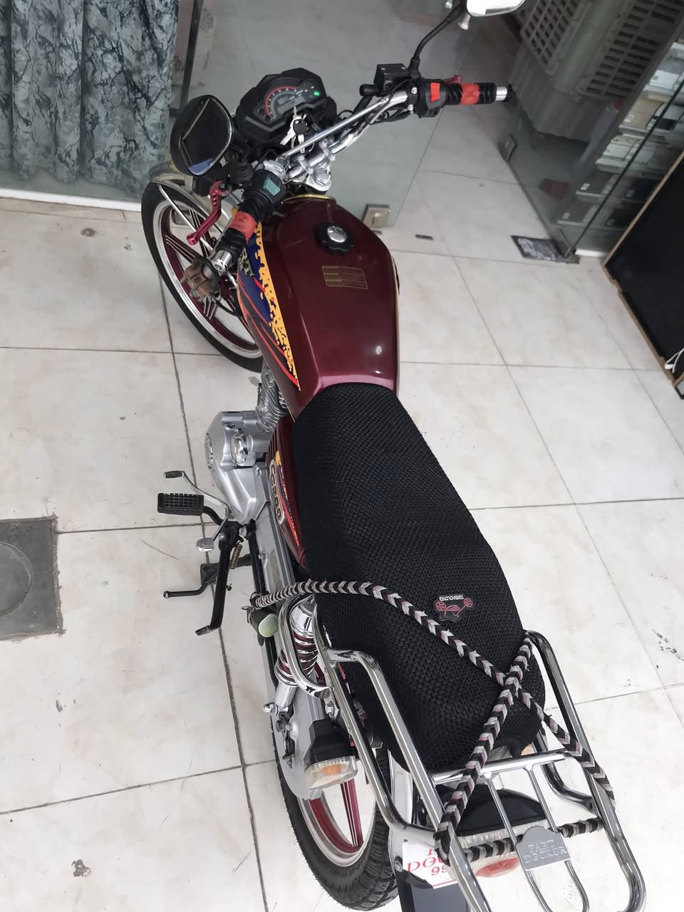 للبيع بارت دوكر 200  موديل 2023 منفيس اصلي مع فاتورة شراء من الشركة محرك نظيف تاير خلفي جديد توبلس ماناقصو غير شرا محترم 
السعر 700 الف
رقم للتواصل ***********
