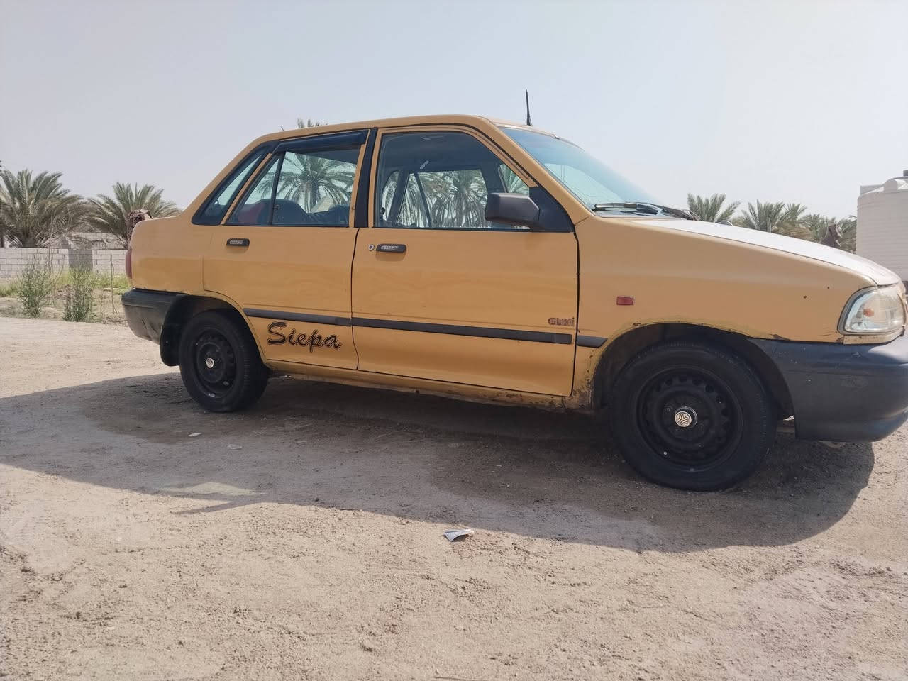 السلام عليكم للبيع موديل 11 رقم بغداد مشروع وطني سنويه ما ساقطه 2027
عليها هيئه 450 مكينه تنقيص تبخير كهربائيات كلها شغاله 
المكان كربلاء رقم الهاتف ***********
