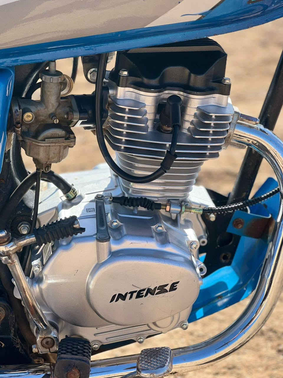 سلام عليكم شباب دراجه نتنس دراجه نضيفه محرك برغي ما مفتوح تجي شوف بيعنك عينه ولايت كلشي بيه شغال بدون بدون رايده 750 بيه مجال *********** مخدمت شراي
