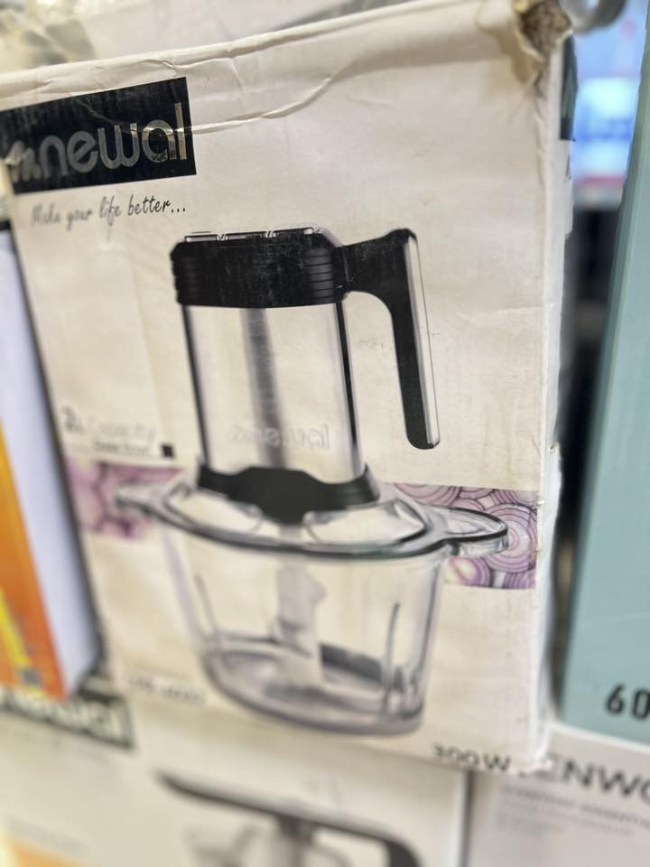 مجموعه من خلاطات وغلايات ماء
افضل الانواع 
متوفر توصيل لكافة المحافظات 
للاستفسار اكثر :***********
