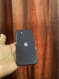 آيفون ١١ • ١٢٨ جيجا • بغداد غزالية