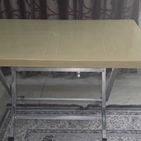 ميز جديد • ما مستعمل • حجم كبير