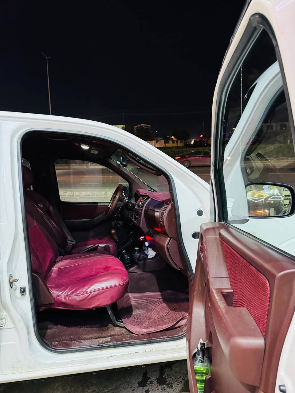 نیسان ناڤارا مۆدێل ۲٠۱٥ گاز  بدون سبغ گێڕ مەکینە تەقە ڕەقە کولشی بشرت ڕەقەم هەزە نوێیە هیچ مشکێلەیەکی نیە چوار تای جەبەلی نوێ بۆ بەستراوە ماڵی دۆستە زۆر پاکو خاوێنە ***********
*********** أربيل, العراق
