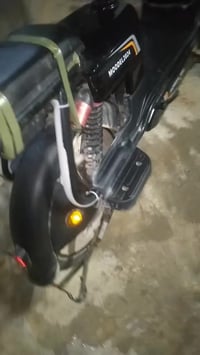 دراجه شحن. موديل 2024كلشي شغال نضافه فول الشحن 95السرعه 99السعر المطلو...