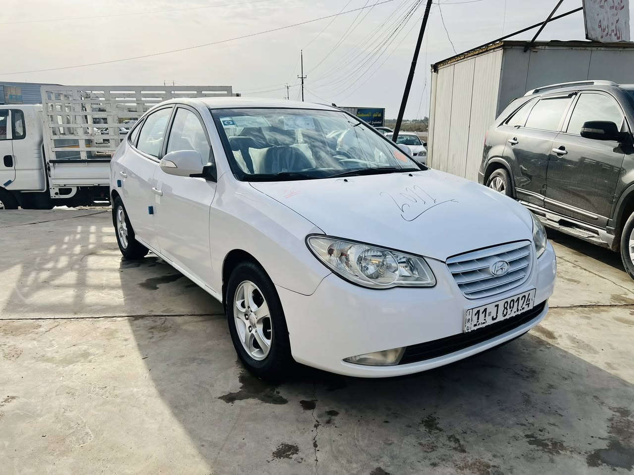 سلام عليكم للبيع الانترا 

موديل 2011 رقم بغداد بسمي تحويل مباشر 

مكينه 2000

مكينه كير صدر تبريد كله جديد 

تخم تاير جديد 

السياره جاهزه من كلشي 

السعر 115 او بيها مجال 

مكاني جسر ديالى تقاتع النهروان 

الاستفسار ***********
