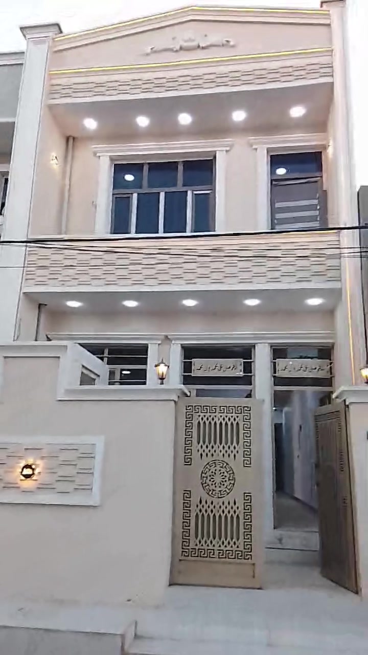 دار البيع مساحه 100متر قاطين
تحرير الحولي طابو زراعي سند 25 جزء اول 

قرب جامع حي القيوم بيت جديد جاهز السكن 

خدمات كامله   سعر  83   بي مجال الطبين 

***********
