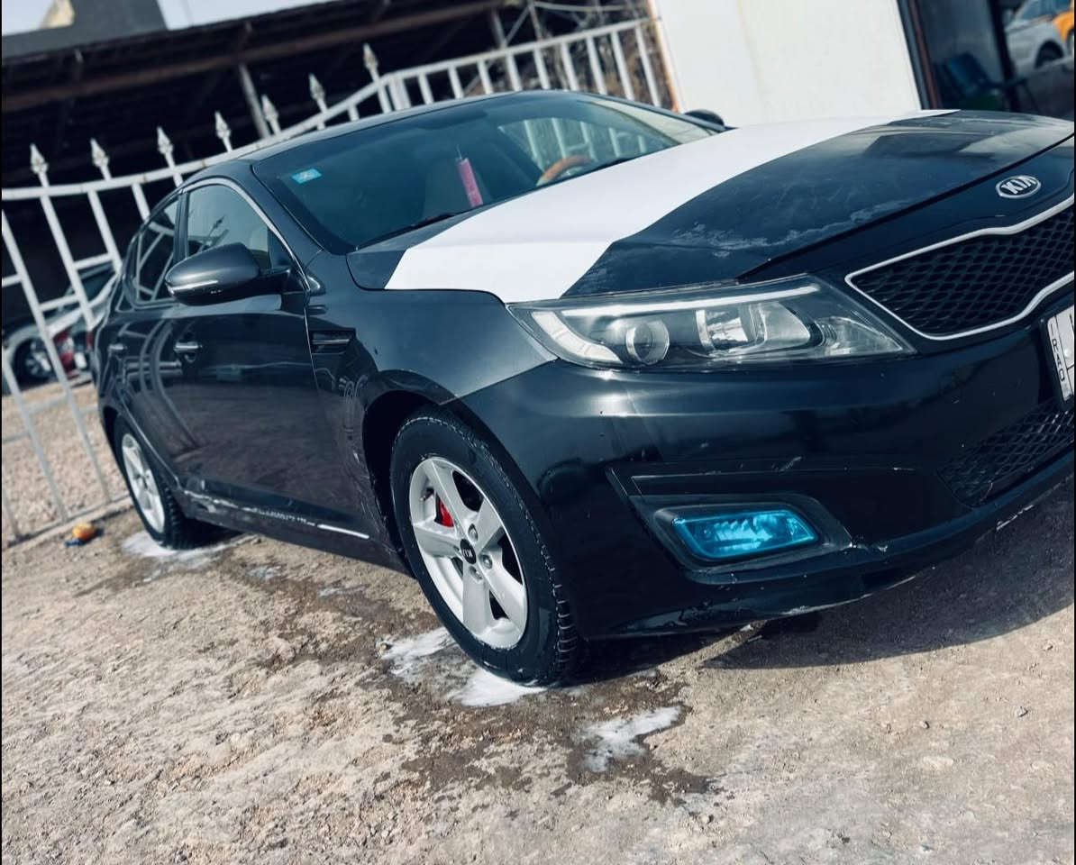 السلام عليكم كيه اوبتيمه 2015 وارد امريكي ضرر جاملغ بدون عابر وبيه قطعتين صبغ حداديه تبريد جاهزه مكينه جديده حاويه 2400 كير شرط تخم تاير سنويه 2028 تحويل مباشر السعر 96 وبيه مجال للطيبين مراوس ترهم مكاني رميثه ستفسار *********** 
واتساب ***********
