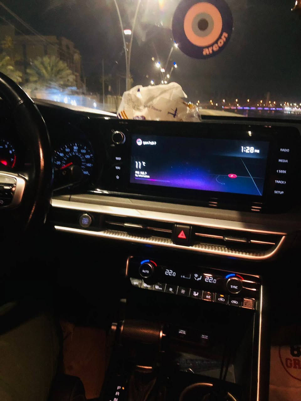 السلام عليكم
كي فايف  K5 امريكي موديل 2022

ضربتها بجم تبديل بنيد والباقي كفاله

السياره حره بسمي والسعر170$وبيه مجال الشراي***********
