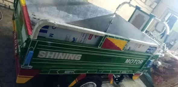 السلام عليكم ستوته للبيع موديل 21 بيها ماكينه 22 اوراق وصولي مقفوله كفاله عامه مكان بابل قاسم السعر واحد 550 حبيها مجال قليل ***********
