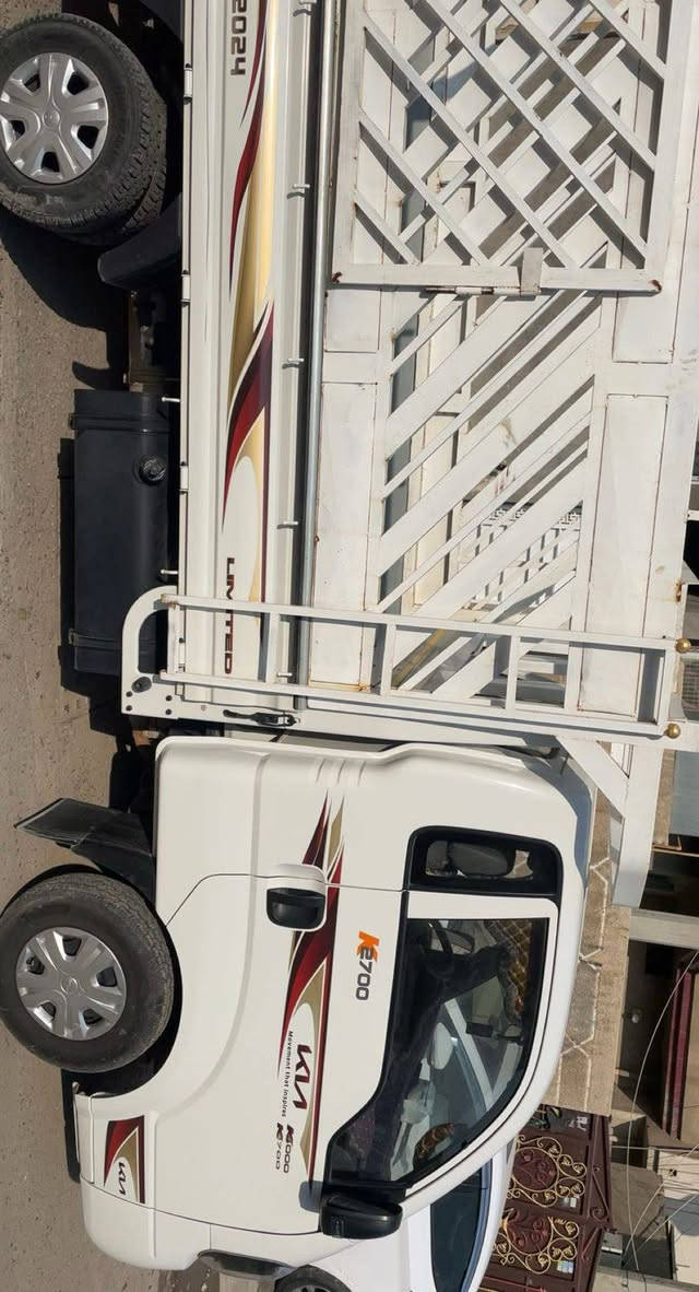 السلام عليكم كيا حمل  موديل 2024 مكفوله كفاله عامه ماشيه جديده بمعنى الكلمة ماشية 24حقيقي
تحويل ثاني يوم 
العنوان بغداد رقم ***********
