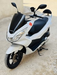 pcx جيل ثاني ياباني jf  دراجه مكفوله عام.  ماشيه 36.  حساس ازدحام  ستا...