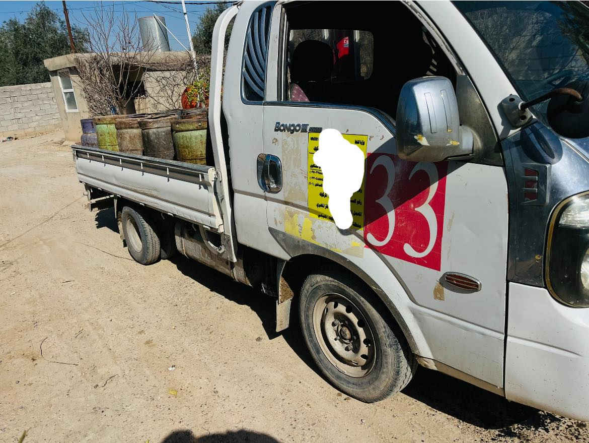 اسلام عليكم 
كيه للبيع سياره 300
موديل 2007
السياره بأسمي تحويل ثاني يوم
تصل ***********
