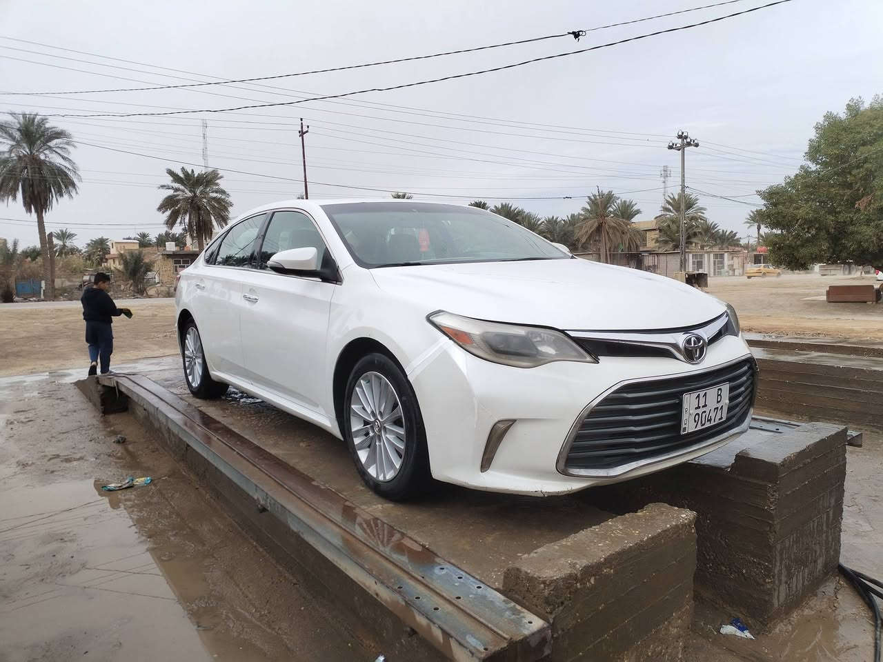 السلام عليكم افالون 2013 خليجي مكينة v6 بيها ضربة جاملغ الخلفي على البارد السعر 160 وبيها مجال للاستفسار ***********
