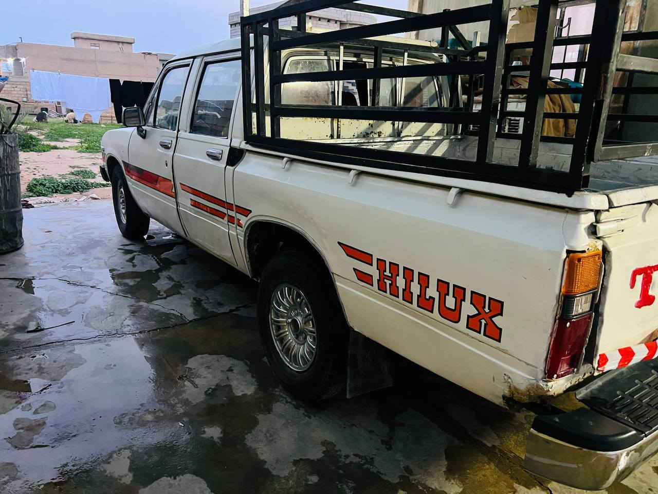 سياره للبيع موديل ٨٢ للاستفسار على *********** المكان كركوك الحويجه
