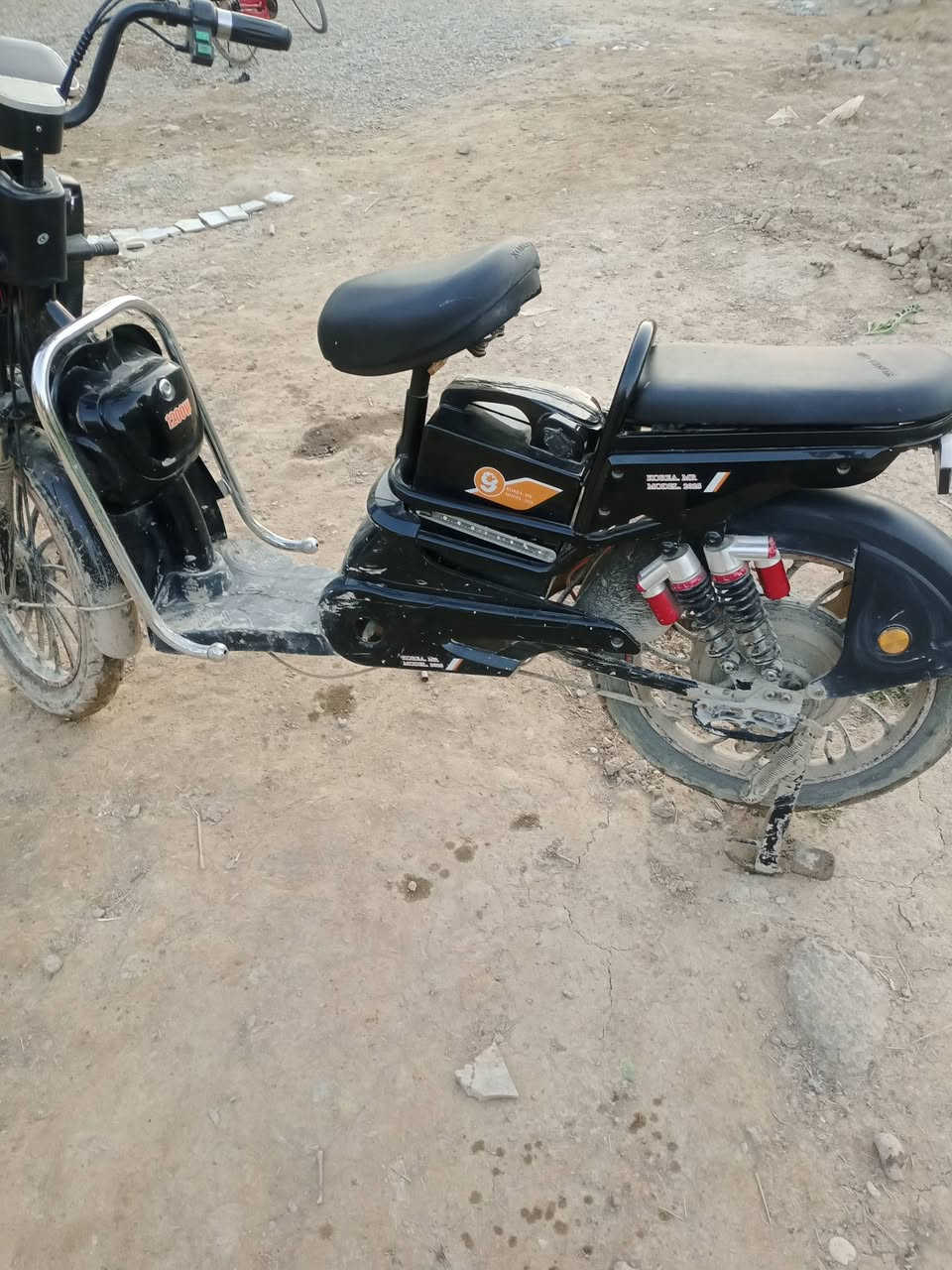 دراجه شحن البيع عنوان دلي عباس ***********
