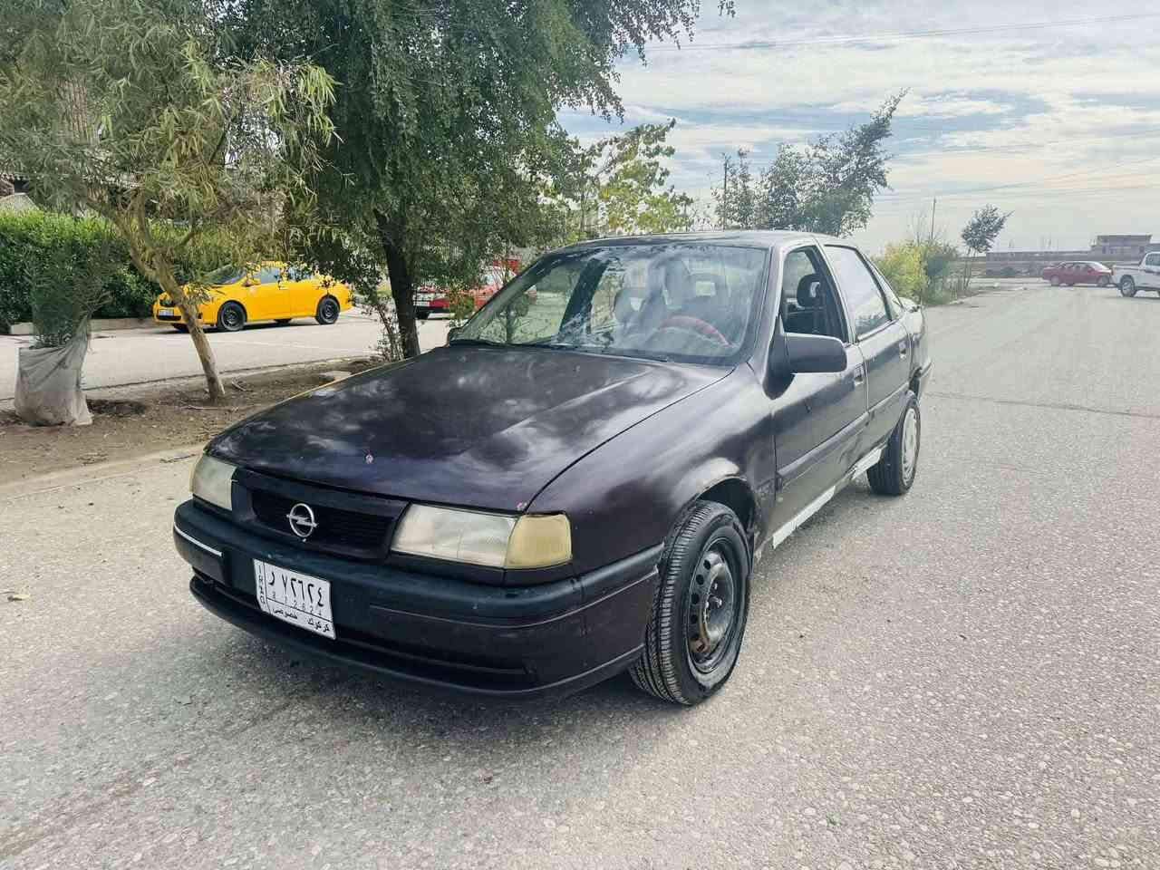 السلام عليكم اوبل فكتره موديل 1993رقم كركوك عدم ترويج ار سنويه خضره محرك وكير بشرط بيها معجون بل قماره السعر 20وبيها مجال بسيط العنوان كركوك دوميز رقم الهاتف ***********
