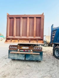 البيع مقطورة ذرعة 24 متر طوناج خفيف مجموعة براد 14  عربانة ما ناقصهة ش...