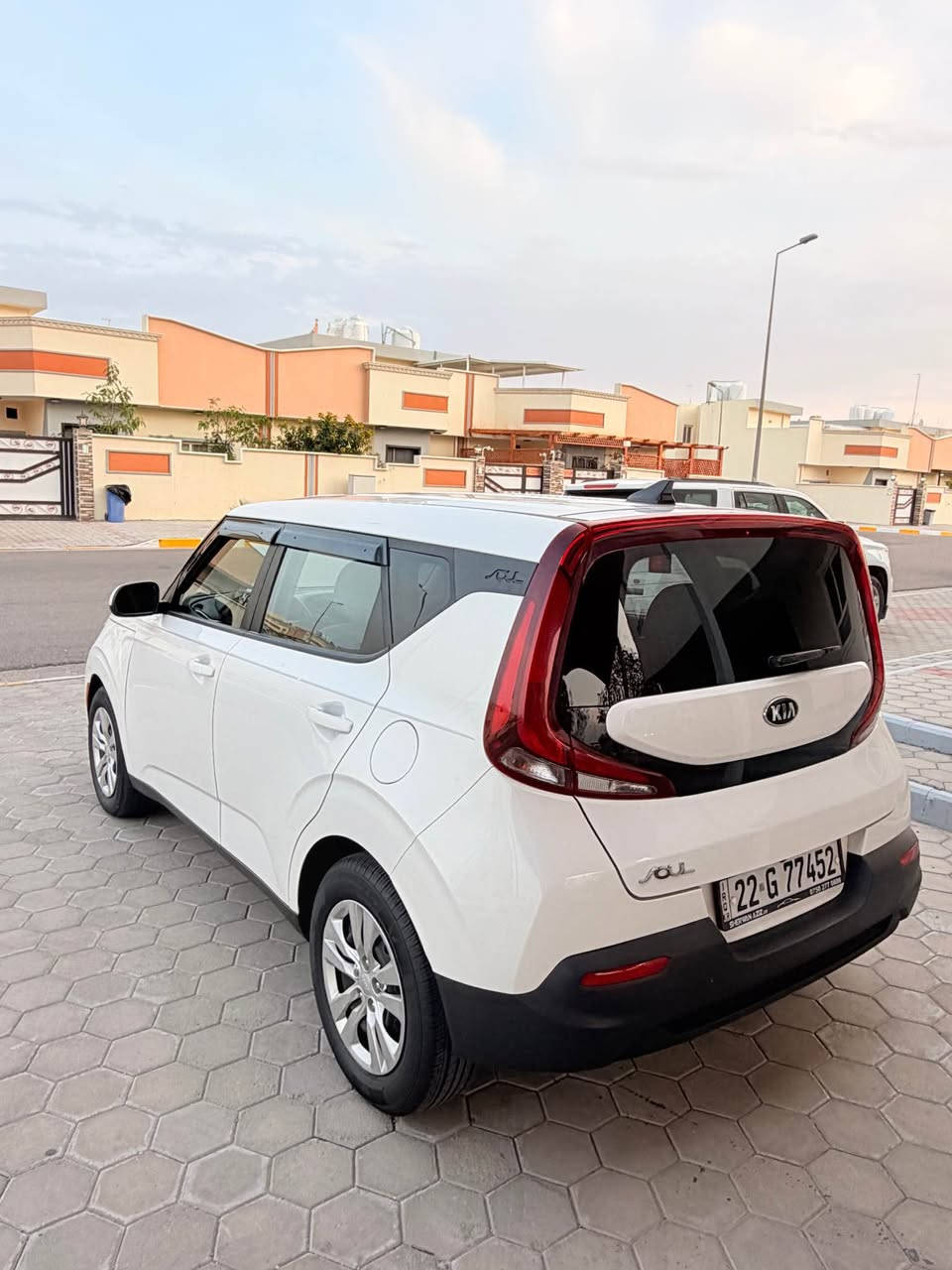 السلام عليكم صول مديل 2020مكينه 2000دوش رقم اربيل سنويه ل27هزه جديده بسم شركه 
سياره كفاله فقط المدرك نفسه ومصلح كفاله من التبديل والضربه صبغ قطعه وحده  بدون شواضي بدون دواخل والحادث مرفق بالمنشور 
مكاني البصرة 
للاستفسار *********** البصرة, العراق
