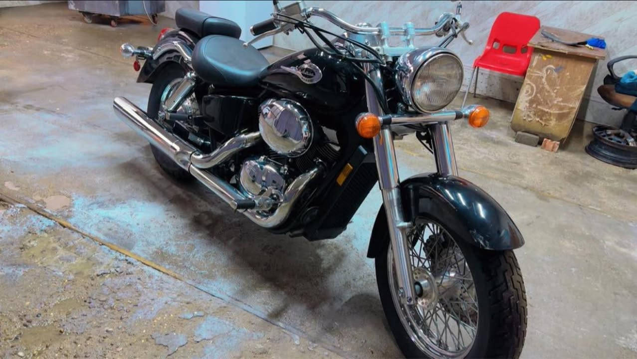 هوندا شادو 750 للبيع فقط
ماشيه 12 الف. 

دخول جديد.  

بدون اي نقص. بدون حادث 

مكفوله. . 

بغداد العلاوي 

‭0787 153 6944‬
