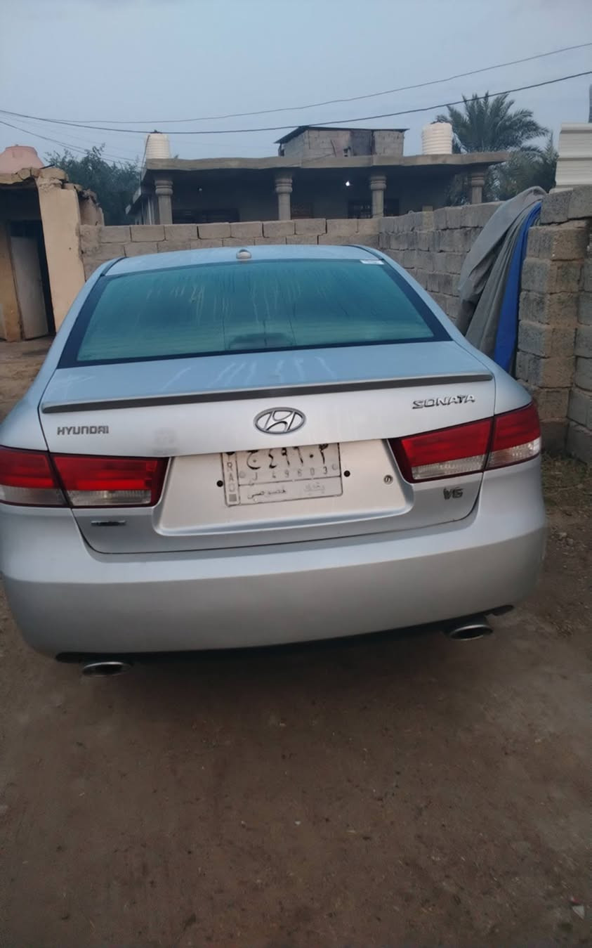 السلام عليكم سوناتا لبيع 2007 سياره خير من الله مكفوله ماعده باب الي وره السايق والجاملغ كير محرك تبريد تدفئه كله شغال مكان السياره بغداد مكلف بالنشر رقم *********** بي وات ساب
