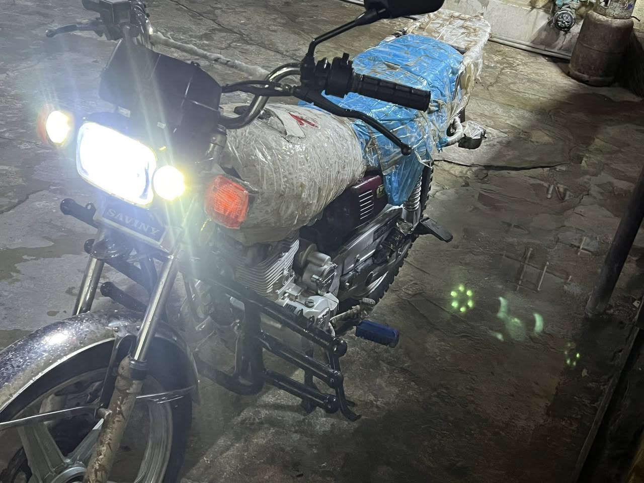 ماطور سافان SAVINV
5 كير للبيع شرط لا صرف ولا بخار تايرات تخم جدد ماطور شرط موديل 2021 مكان كركوك للبيع كهربائيّة  كله شغاله 

السعر خاص


**إذا كنت صاحب هذا الإعلان وتريد حذفه لأي سبب، رجاءا أرسل رسالة إلى الدعم الفني**