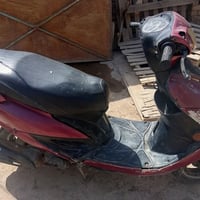 دراجه للبيع جي فور سعره 250الف 07813610290