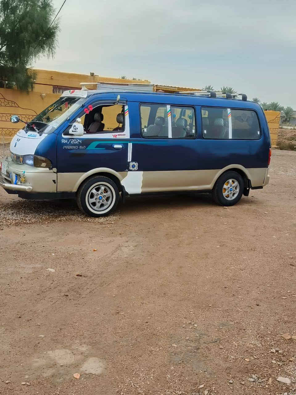 السلام عليكم كيا بريجو موديل 96 بغداد الماني سنويته لنهايت ال26 مصبوغه جماليه لا طخه ولا ضربه الصبغ  جماليه فقط شواصي مكفوله تخم تاير ويل منغولي تخم كهربائيات كامله مكمله لايت زنون ابوالضمان تحويل ثاني يوم السعر 60 وبيه مجال مال جناي الله شاهد متعوب عليه وبالعافيه ع الياخذه للتصال ***********///////***********
