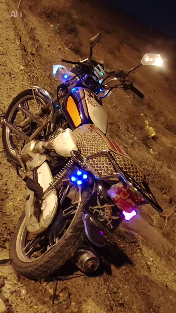 دراجه للبيع موديل 2021 شغال كلشي مابي  السعر 450او بي مجال التواصل عله هاذ الرقم ***********
