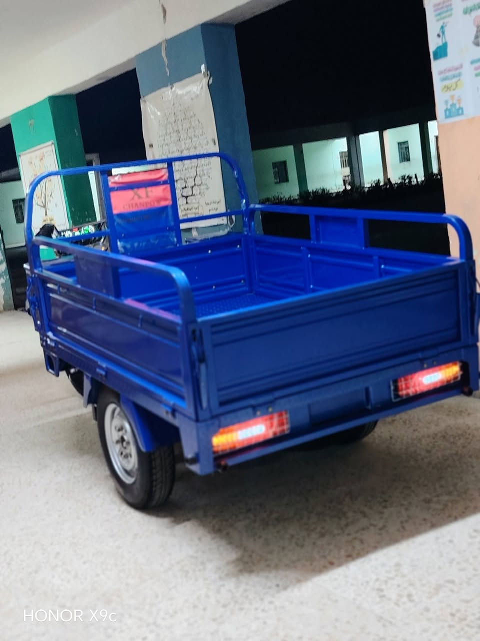 السلام عليكم حبايبي ستوته للبيع كفاله عامه من الشخط صارلها شهر من طلعت ستوته وياها دوشمه جديده ستوته دهنها مال شركه إستوني طكيته تجي تفحص مكينه شاصي وتطلع بيها تراي وكيلها نوار الباشا رقم *********** مكان الستوته ديوانية حي الوحده قرب مجمع القمه السعر 2500او بيها مجال
