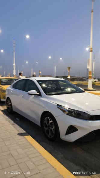 سلام عليكم
للبيع كية فورتي موديل 2021  
رقم مثنئ
معاوقين
مواصفات 
شاشة وتحكمات ستيرن جهتين وضع اسبورت  وتحديد مسار ومانع انزلاق كيرهة ATالمرغوب ماشية 113
ضرر  البنيد نفسة مصلح  ورشة صبغ 
السعر 134وبيهة مجال 
لللستفسار انتصال ***********
