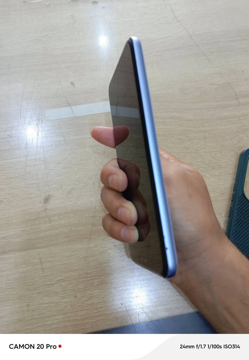 سلام عليكم
هونر400 برو 
الذاكره 512
العشوائية 12
بطارية6000mAh
120فريم كسر زغير بالشاشة مثل ماواضح السعر650الف


**إذا كنت صاحب هذا الإعلان وتريد حذفه لأي سبب، رجاءا أرسل رسالة إلى الدعم الفني**