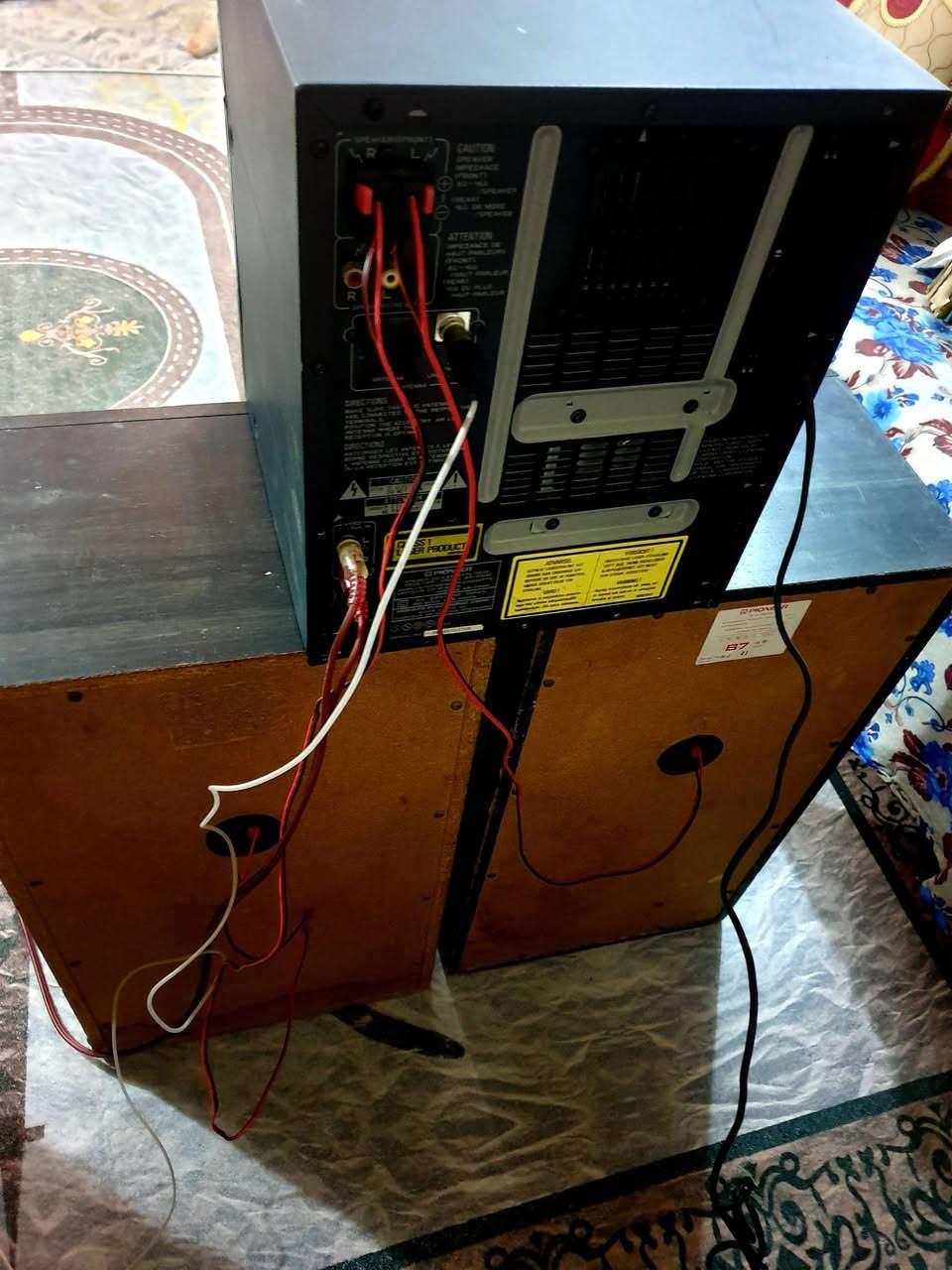 ام بلي فاير بايونير  ٢٢٠ فولت موضح بالفديو والصور  مع سماعات بايونير  السعر ١٢٠ الف الحلة مهندسين الاتصال على الخاص او موبايل  ***********  يوجد توصيل
