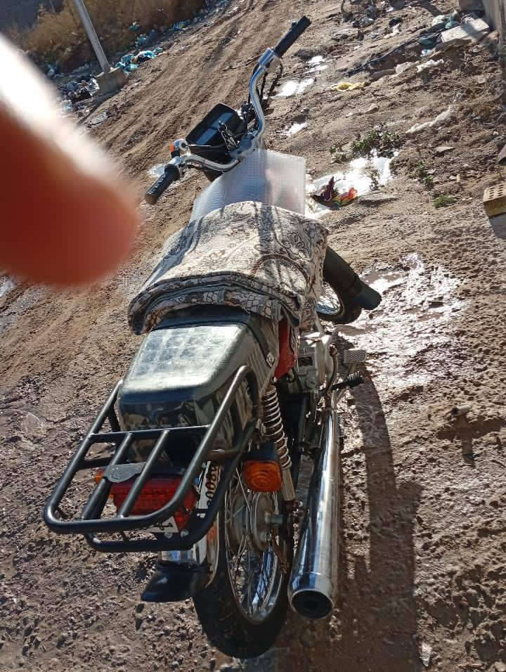 السلام عليكم 
لبيع دراجه 2024
اوراق مكاني كربلاء حي مامين 
رقم هاتف***********
سعر 600بيه مجال
