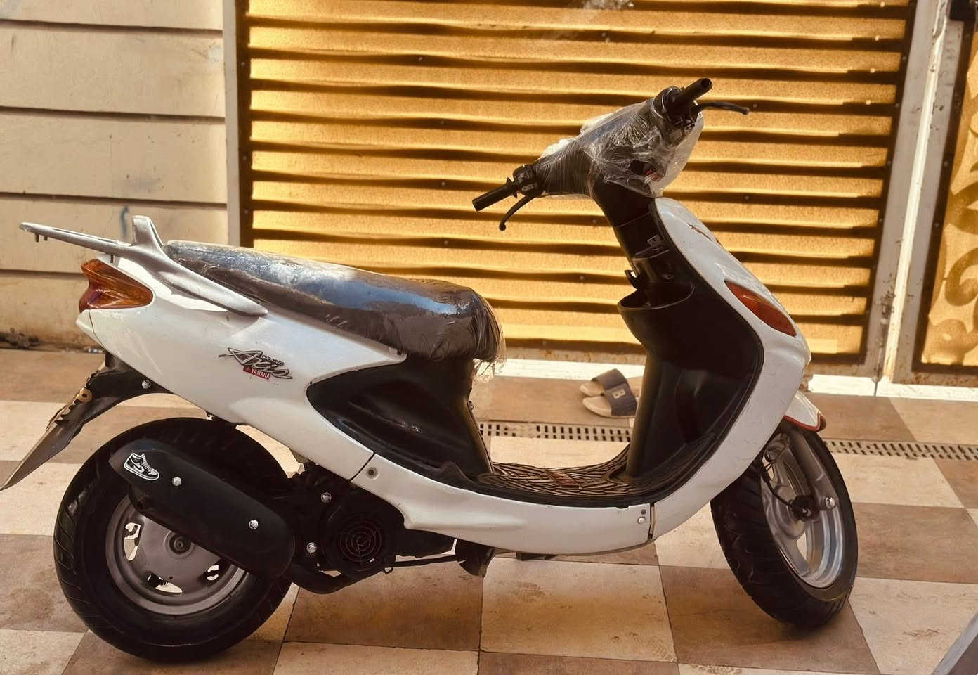 السلام عليكم ورحمه الله وبركاته
دراجه اكزز ياباني فحل 
مكينه ناعمه خرسه حيل
شلعه ومعدل تشك التبليط
كهربايات كامله
تايرات جوبلس دبل خلفي طسه ناعمه
نكره باي وفت 
اخوان الدراجه صارت عليه ب ٩٠٠ ومطلعه على ايدي
كلش نضيفه وضمان سنتين اذا غير دهن وبانزين اعتازت ترجعها عليه
رايده ب ٥٠٠ وبيها مجال للطيبن 
والجميع على راسي 🙆


**إذا كنت صاحب هذا الإعلان وتريد حذفه لأي سبب، رجاءا أرسل رسالة إلى الدعم الفني**