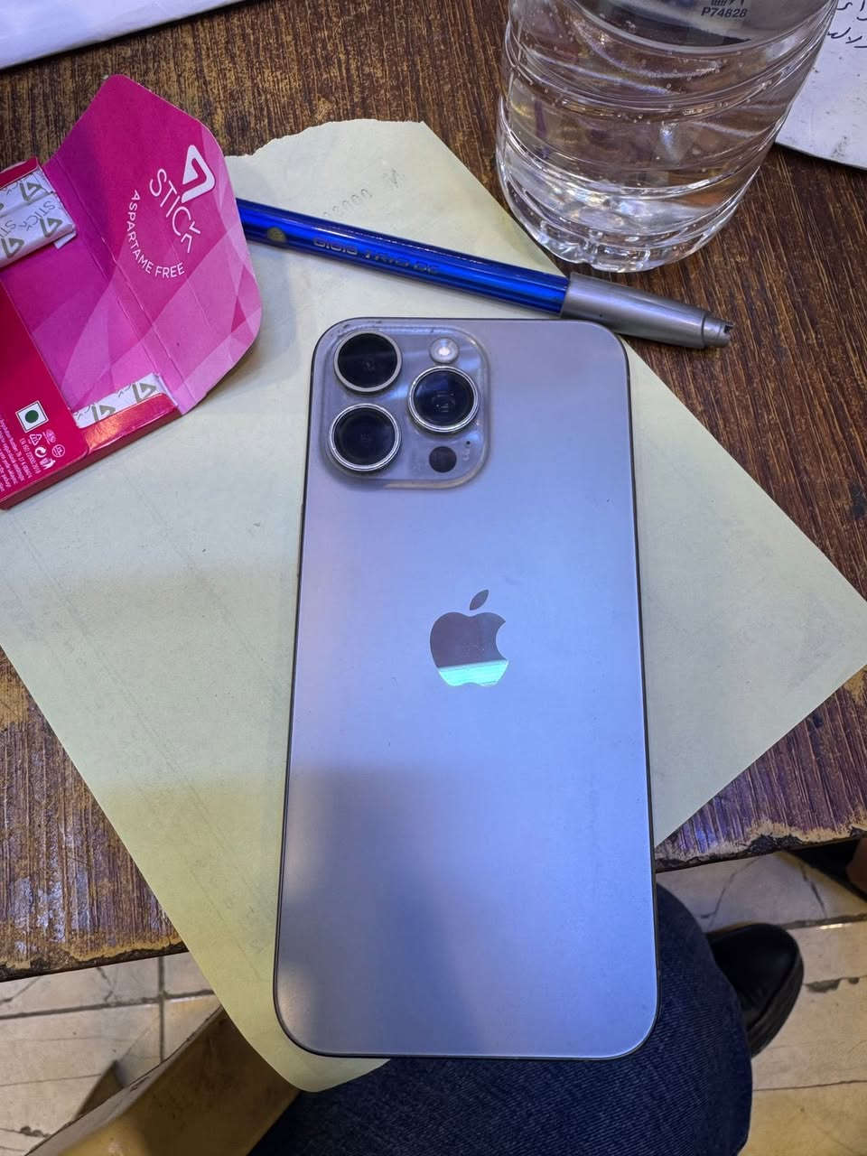 ✨ للبيع ✨
📱 iPhone 15 Pro Max
💾 ذاكرة 256GB
🔋 البطارية 88%

✅ لا مفتوح
✅ الجهاز نظيف جدًا والاستخدام مرتب
✅ كلشي شغال بدون مشاكل

⚠️ بي كسر/شعره صغيرة جدًا بالطرف وممبينة تقريبًا بالاستخدام

💵 السعر: 1150$

📩 للاستفسار: ***********
