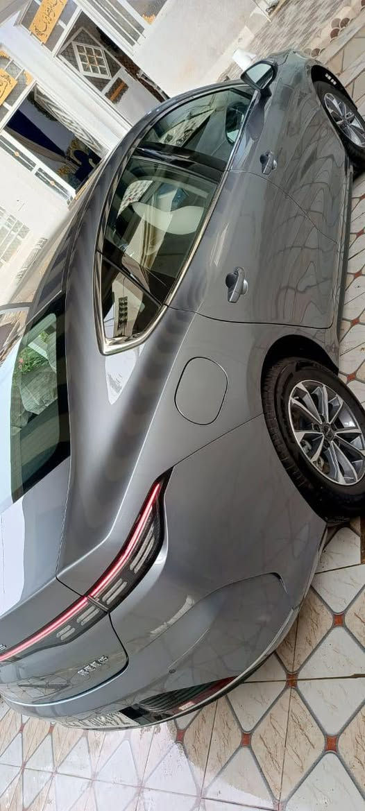 سلام عليكم بيوايدي ديستروي ماشية 4 بانزين 4 شحن 
كفالة عامة من كلشي رقم بغداد تحويل مباشر 
سعر سيارة 19 مليون و 800 مكان سيارة السيدية إعلام 
اتصال ***********

